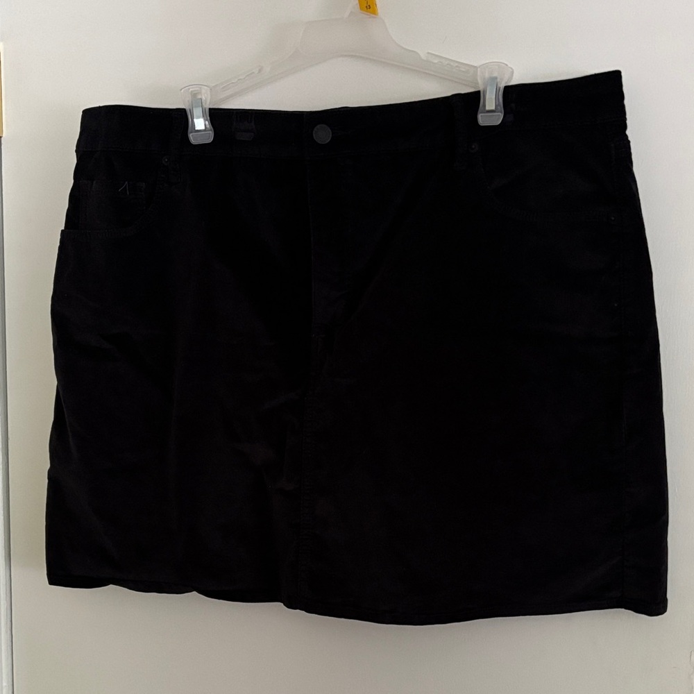 Old Navy Black Mini Skirt with Button Detail